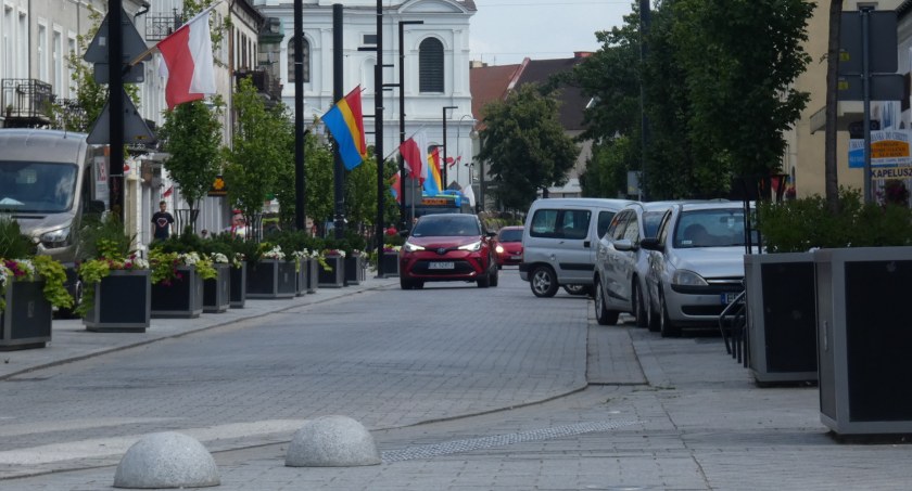 Na zdjęciu wyremontowany odcinek Reymonta