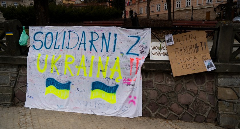 Na zdjęciu baner poparcia dla Ukraińców