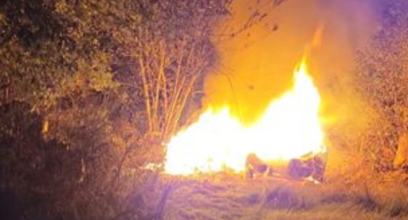 Na zdjęciu pożar w miejscowości Rozpęd - fot. Facebook/OSP Strzałków