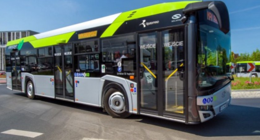 Na zdjęciu autobus miejskiej spółki MPK