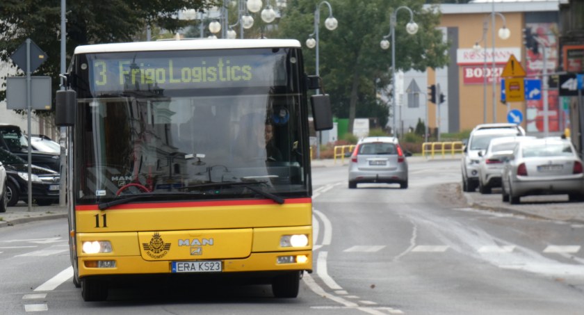 Na zdjęciu autobus MPK na ulicy Krakowskiej
