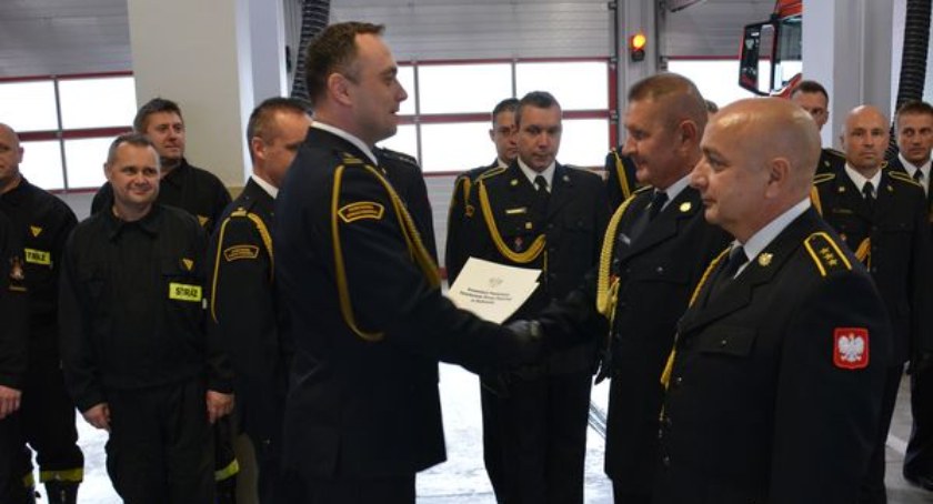 Na zdjęciu pożegnanie strażaków - fot. KP PSP Radomsko
