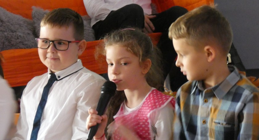 Na zdjęciu uczniowie PSP nr 7, którzy przygotowali program dla nauczycieli