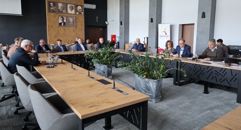 Na zdjęciu: posiedzenie Rady Gospodarczej, 6 października 2022