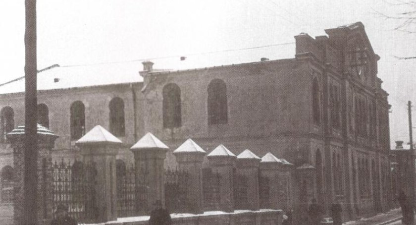 Na zdjęciu: Synagoga w Radomsku przez II wojną światową. Fot. Wirtualny Sztetl