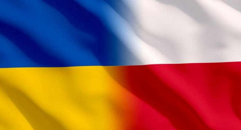 Na zdjęciu flagi ukraińska i polska - fot. Starostwo Powiatowe
