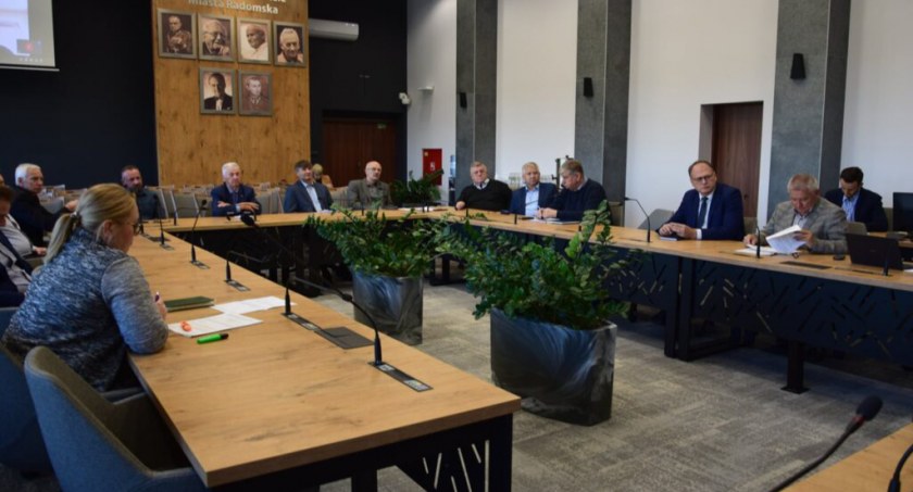 Na zdjęciu: Członkowie rady po pandemicznej przerwie spotkali się 11 października