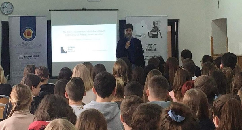 Na zdjęciu Michał Hankiewicz - fot. Facebook/II LO N. Zakrzewski 2b