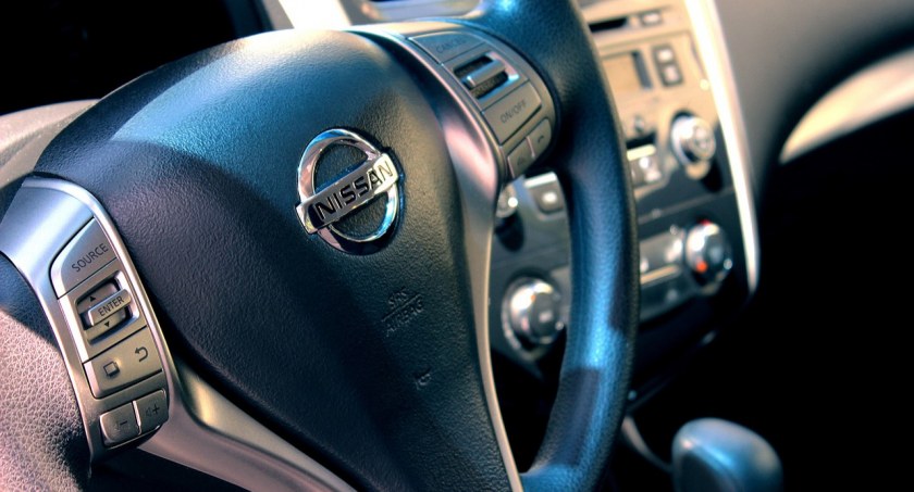 Na zdjęciu wnętrze samochodu marki nissan - fot. ilustracyjne/Pixabay