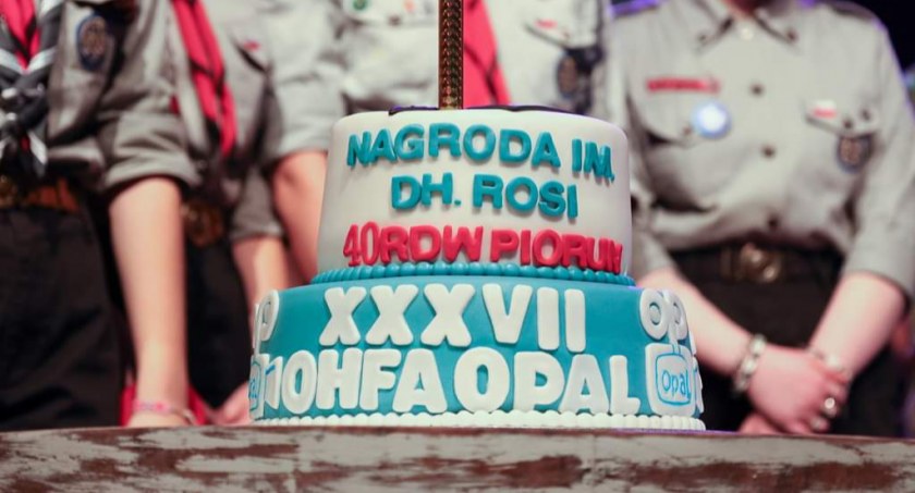 Na zdjęciu okolicznościowy tort - fot. UM Radomsko 