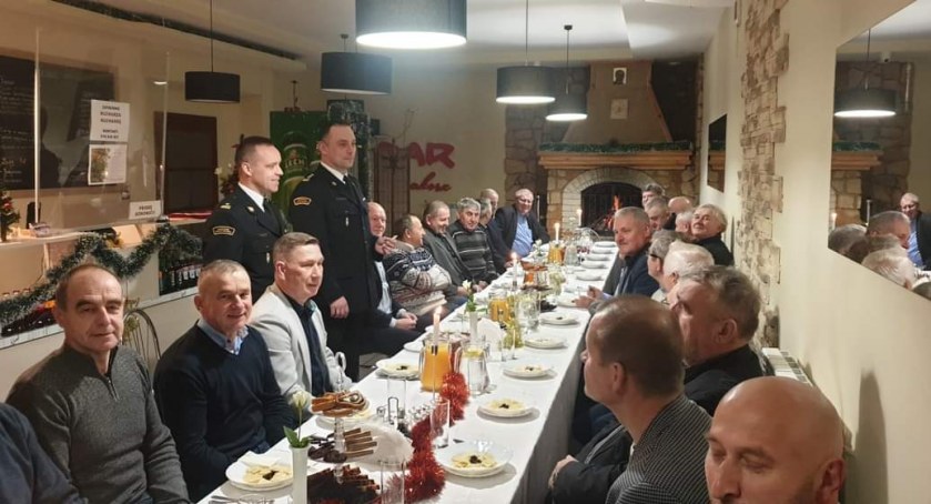 Na zdjęciu uczestnicy spotkania - fot. Facebook/KP PSP Radomsko 