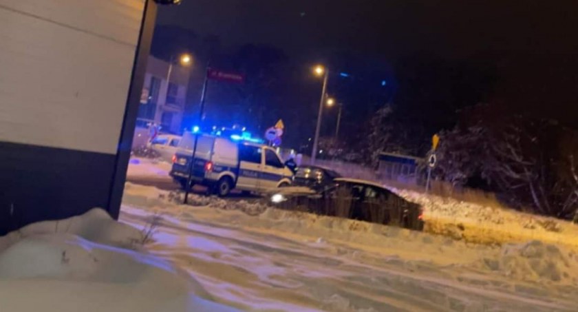 Na zdjęciu karambol na rondzie koło MDK - fot. Facebook/Mateusz Oleszczuk 
