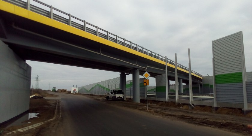 Na zdjęciu węzeł autostradowy w Kamieńsku - fot. Facebook/GDDKiA