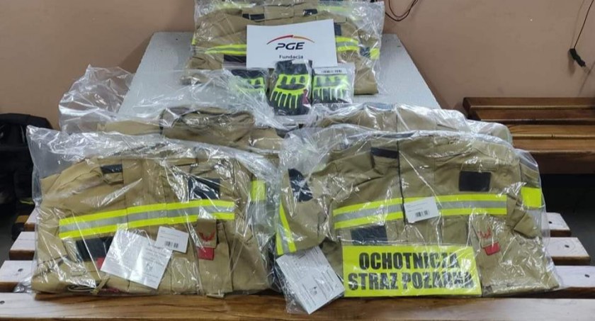 Na zdjęciu nowy sprzęt strażaków z Przedborza - fot. Facebook/ OSP Przedbórz 