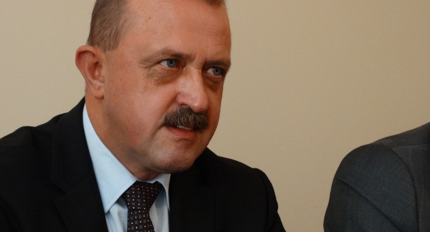 Na zdjęciu Piotr Kagankiewicz w lipcu 2016 roku, podczas konferencji prasowej - ogłoszono wyniku konkursu na dyrektora szpitala