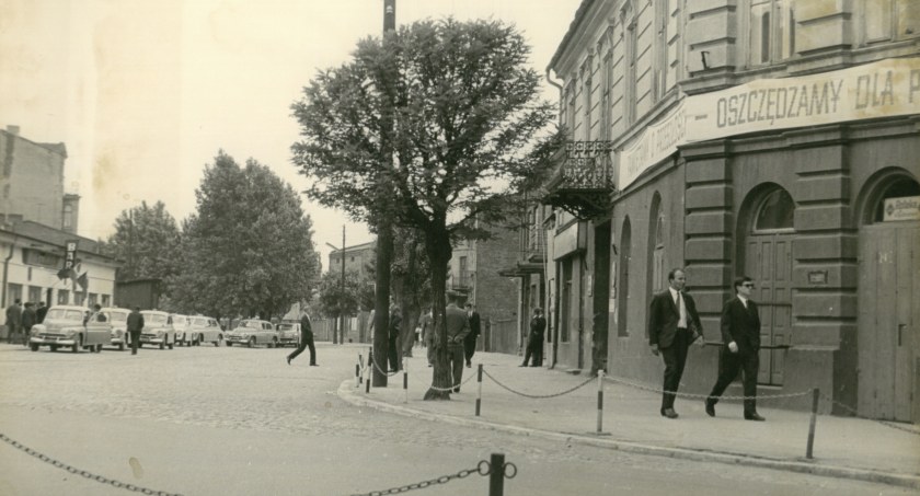 Na zdjęciu róg Żeromskiego i Reymonta. Fot. Jan Aksman / Muzeum Regionalne