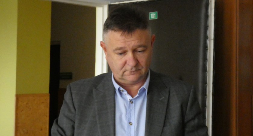 Na zdjęciu prezes PGK Zbigniew Rybczyński