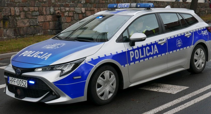 Na zdjęciu policyjny radiowóz