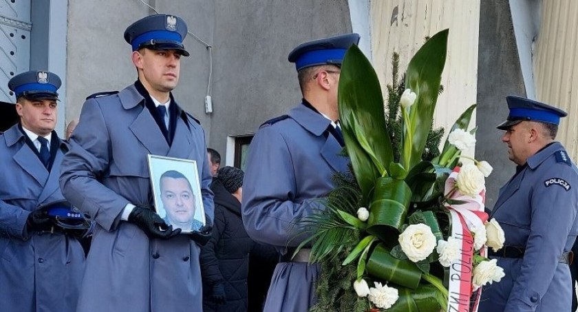 Na zdjęciu uroczystość pogrzebowa Marka Purzyńskiego