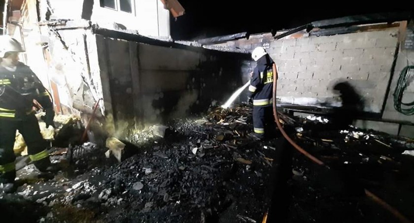 Na zdjęciu strażacy w akcji, fot. Facebook/OSP Kamieńsk 
