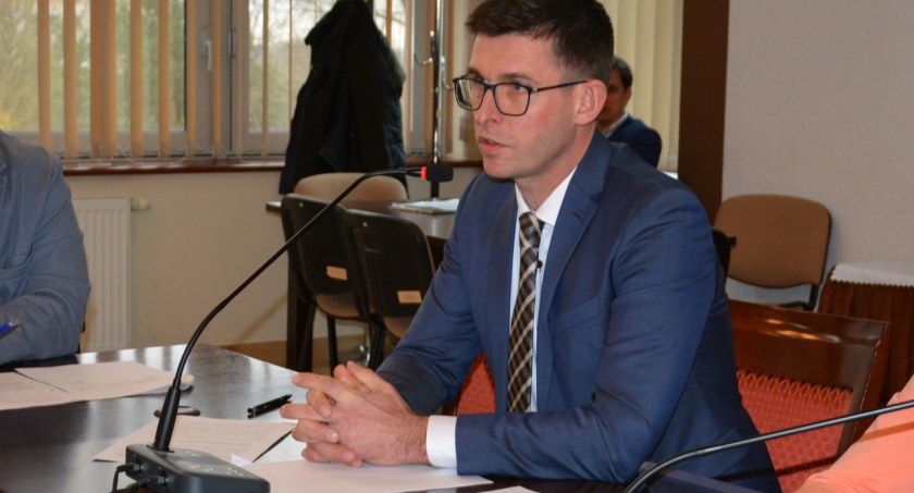 Na zdjęciu Michał Sewerynek, rzecznik konsumenta, fot. Starostwo Powiatowe