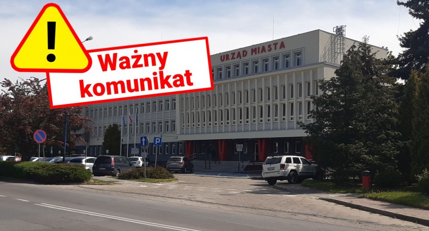 Na zdjęciu budynek urzędu miasta, fot. Facebook/Radomsko Miasto Otwarte