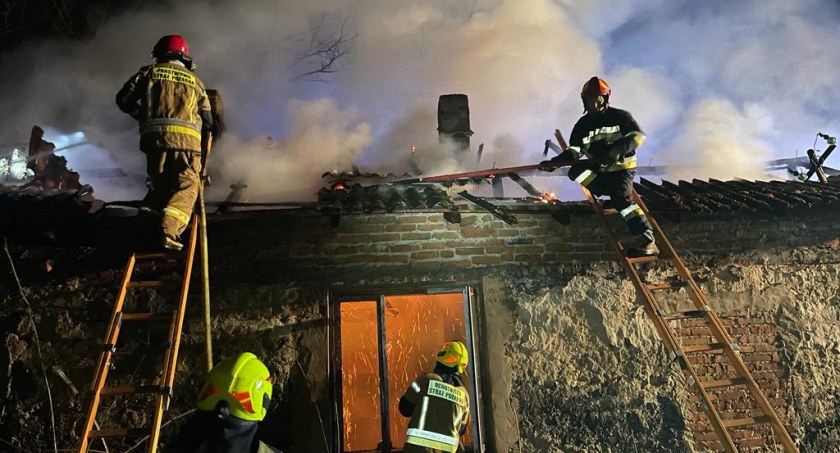 Na zdjęciu akcja gaśnicza, fot. KP PSP Radomsko 