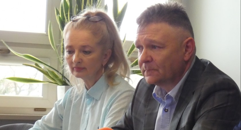 Na zdjęciu prezes PGK Zbigniew Rybczyński i wiceprezes Izabella Michnowska