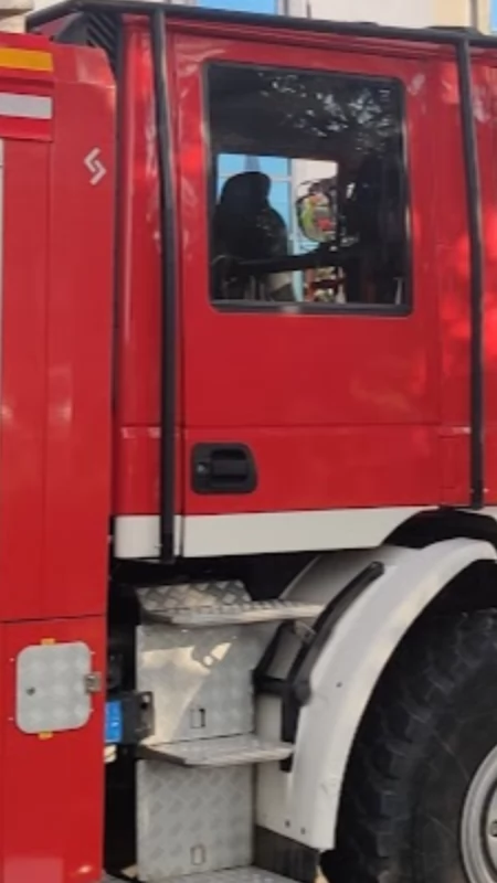 Zwarcie, iskra i pożar gotowy. Spłonął kamper wart około 20 tys. zł