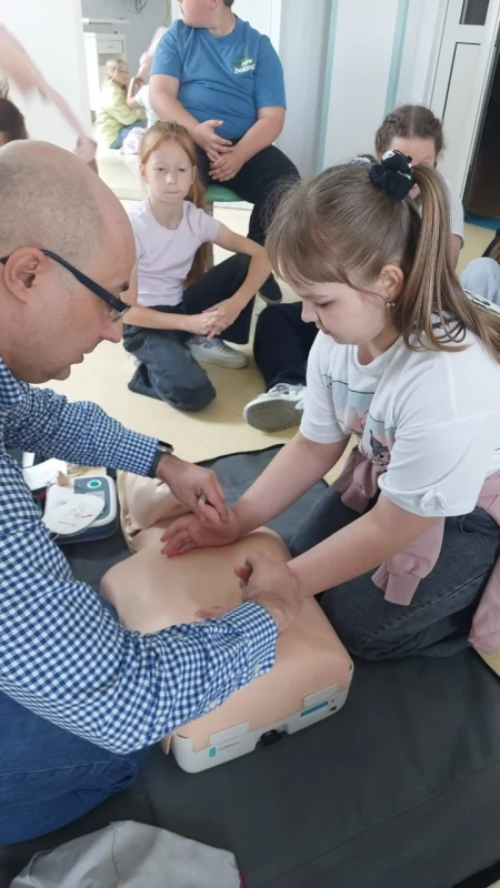 Uczniowie Siódemki na ważnej lekcji w Uniwersyteckim Szpitalu Klinicznym