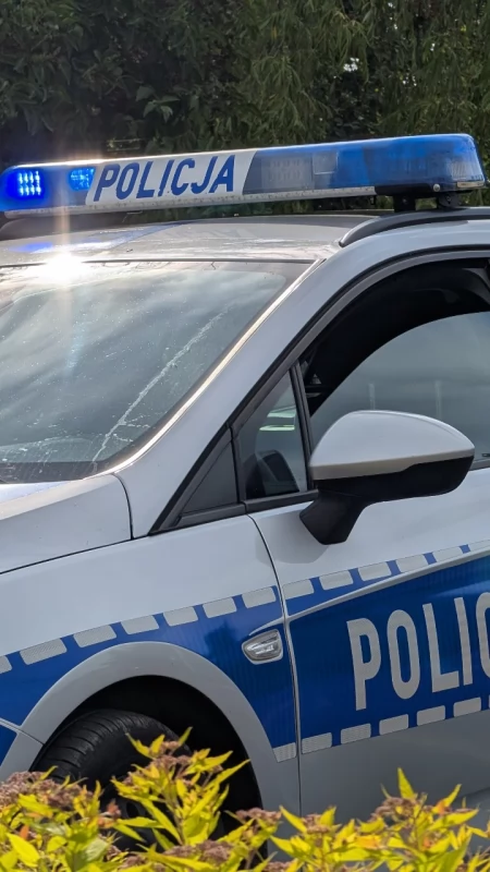 Dzielnicowy po służbie zatrzymał mężczyznę, który ukradł towar ze sklepu. Mężczyzna zachowywał się podejrzanie