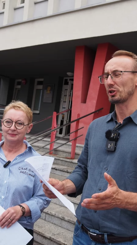Prokuratura umorzyła „przedwyborcze przeprowadzki”. I uznała, że zawiadamiający radni nie są stroną, więc nie mogą się odwołać