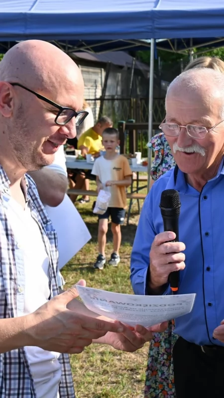 Rodzinny piknik w Grabach. Sołtys i mieszkańcy podziękowali za remont drogi
