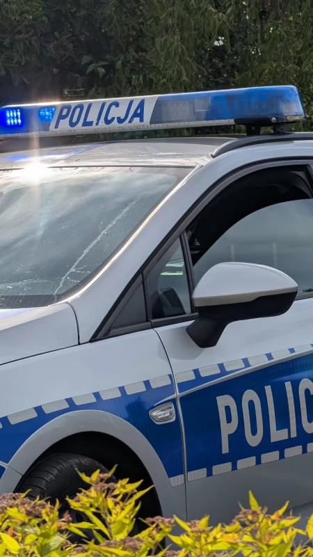 Ciało 63-latka w jednym z domów. Policja zatrzymała 67-letniego mężczyznę