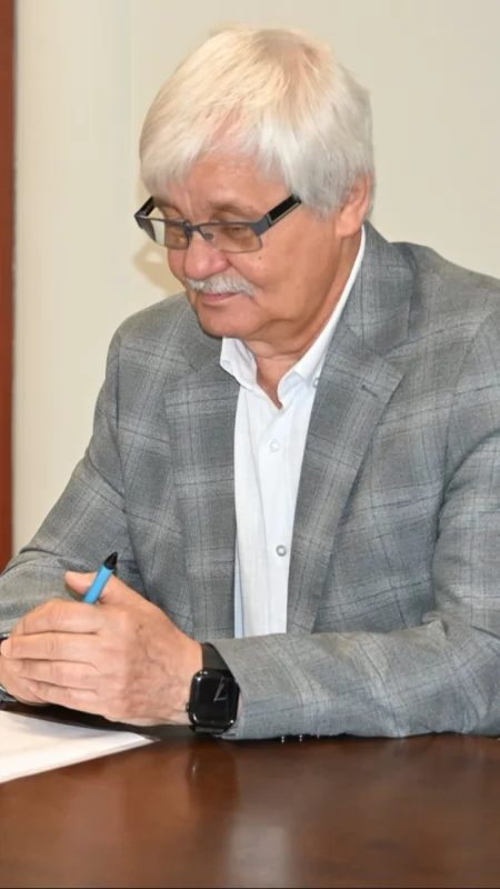 Będzie remont budynku przychodni Pro Familia przy Przedborskiej. A dyrektor Skwira otrzyma nagrodę roczną