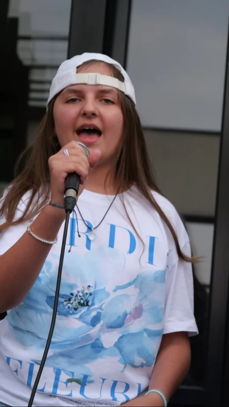 Ahoj muzyczna przygodo! Koncert na podsumowanie warsztatów prowadzonych przez Wiktorię Śliwkowską