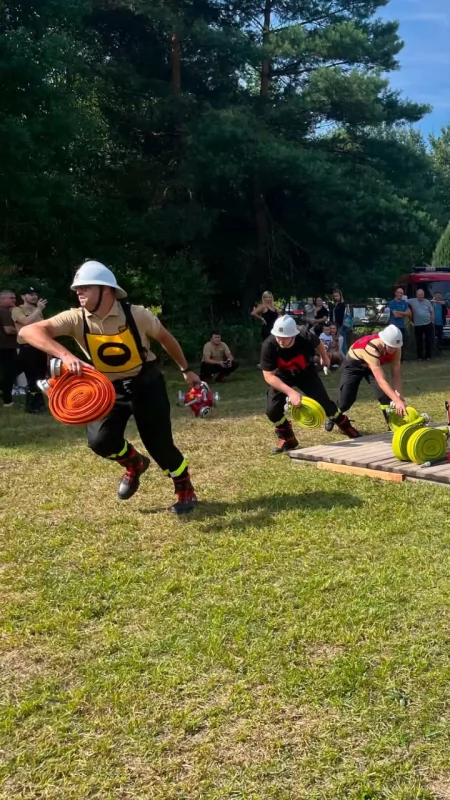 Druhowie z OSP Folwarki najlepsi w w eliminacjach Miejskich Zawodów Sportowo-Pożarniczych