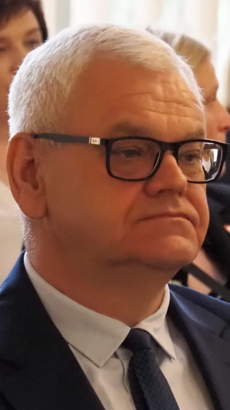 Po sprawie Shreka: Lepiej być Ślusarczykiem niż internetowym anonimem