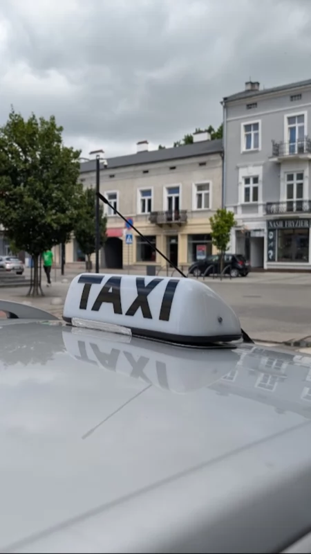 Pan Tomasz, radomszczański taksówkarz: - Po śmierci naszego kolegi chcemy pokazać nasz sprzeciw. Sąd musi zacząć zamykać pijanych kierowców