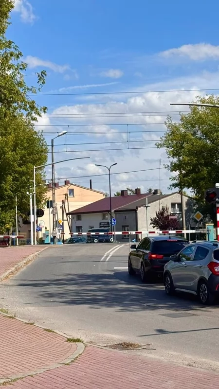 Starostwo do PKP: skontrolujcie zabezpieczenia na przejazdach kolejowych