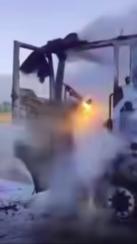 [WIDEO] Pożar samochodu ciężarowego w Brudzicach. Winna awaria hamulców