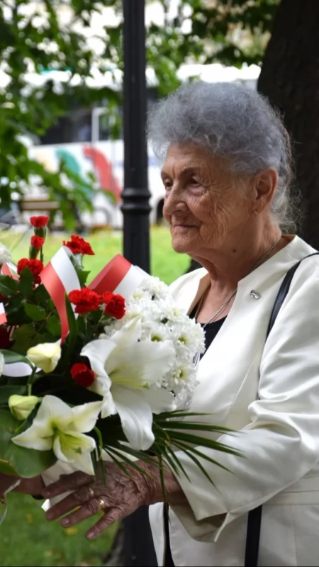 [ZDJĘCIA] 87. rocznica wybuchu II wojny światowej. Kwiaty dla poległych i pomordowanych