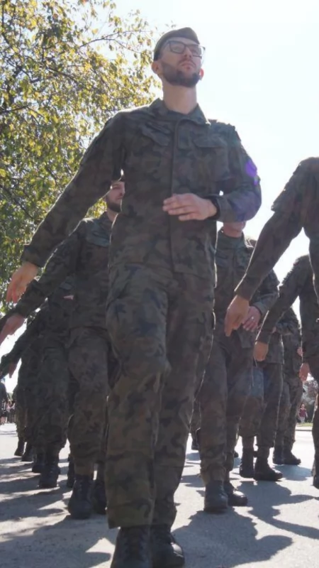 Defilada i piknik dla mieszkańców z okazji święta Wojskiego Polskiego. Wiemy, ile to kosztowało
