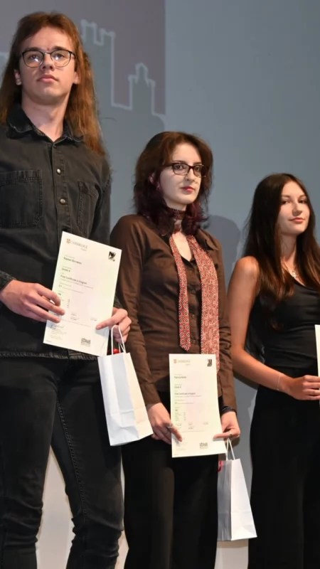 Radomsko Zdaje Angielski. Maya Broszkiewicz, Hanna Plucińska i Natalia Domińczyk najlepsze