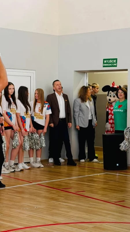 Tydzień Przeciwdziałania Przemocy Rówieśniczej Mecz Przyjaźni. Boisko zamiast przemocy