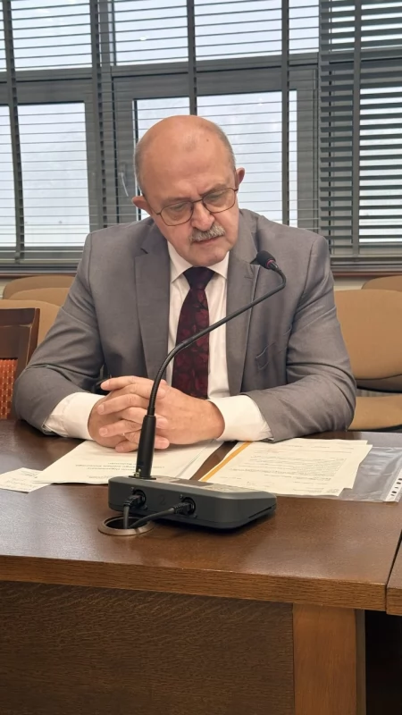 Dyrektor szpitala chce zatrudnić trzech nowych lekarzy. I podnieść pensje pracownikom