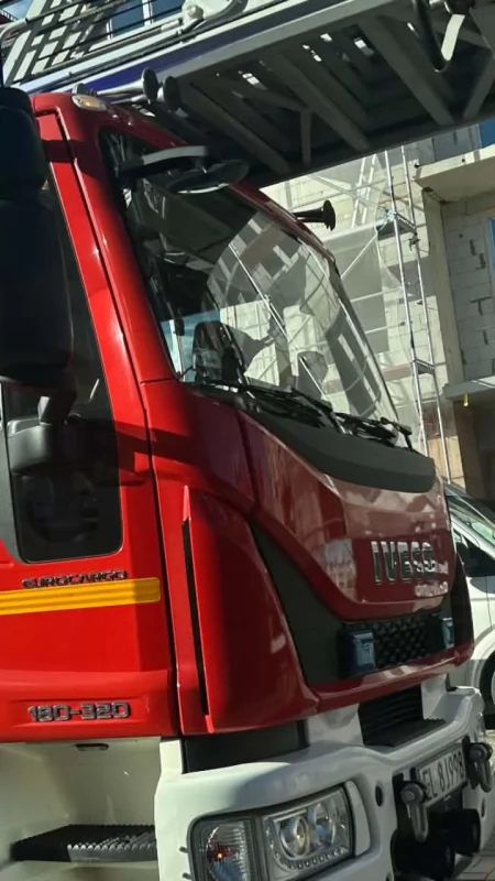 Strażacy wezwani do pożaru w kamienicy przy Przedborskiej. Dyżurny wysłał wóz z drabiną