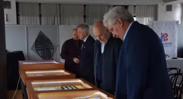 Proceder psucia pieniądza, czyli jak radomszczańscy numizmatycy świętowali jubileusz 40-lecia