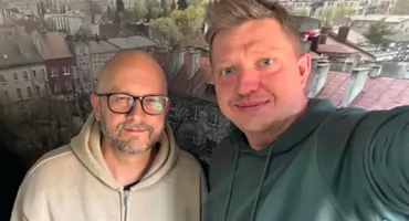 Jeszcze do nas nie dotarło, jak wielka rewolucja wiąże się z pierwszą transkrypcją aktu małżeństwa jednopłciowego [podcast Dwaj Panowie AA]