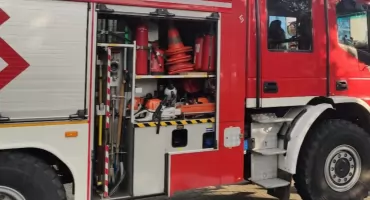 Zwarcie, iskra i pożar gotowy. Spłonął kamper wart około 20 tys. zł